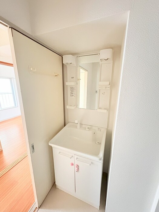 物件内観写真10　(洗面)