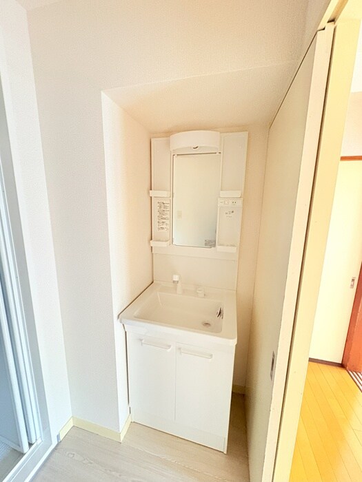 物件内観写真12　(洗面)