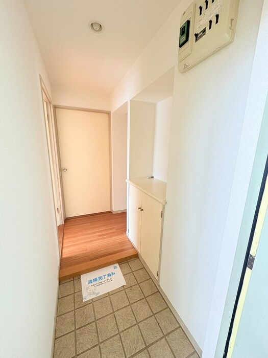 物件内観写真14　(玄関)