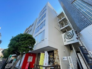 ひだりまきビル外観写真