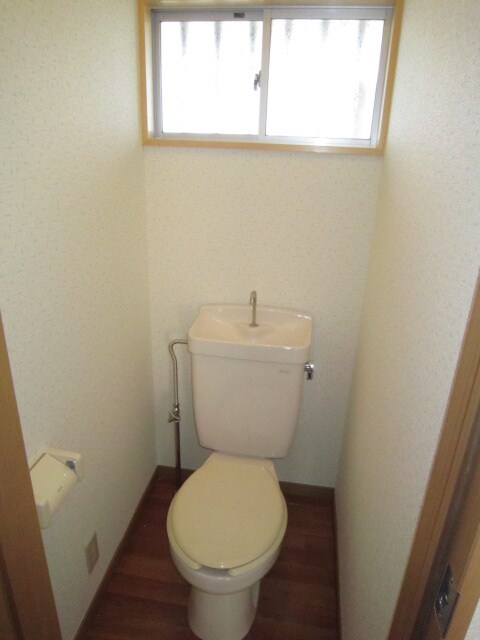 物件内観写真7　(トイレ)