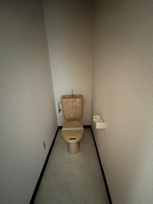 物件内観写真12　(トイレ)