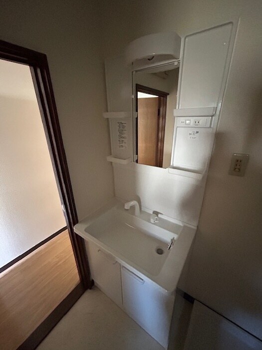 物件内観写真13　(洗面)