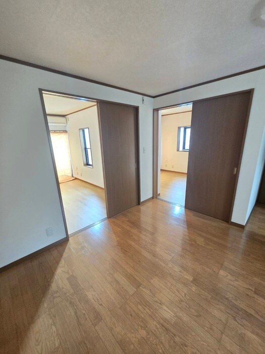 物件内観写真20　(廊下)