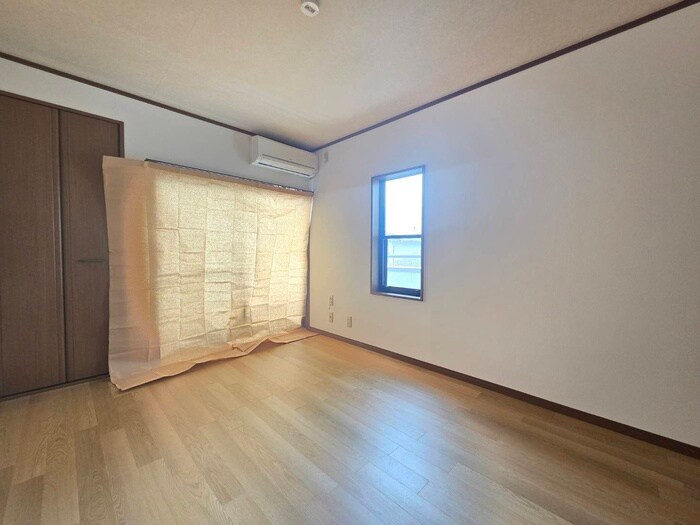 物件内観写真22　(居室)