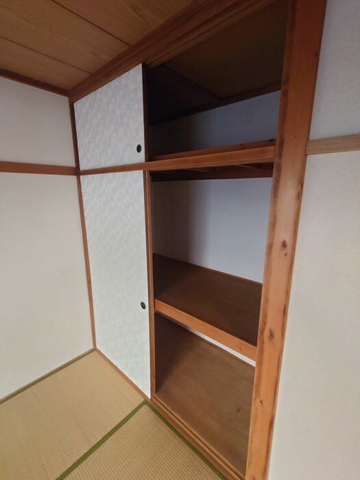 物件内観写真15　(収納)