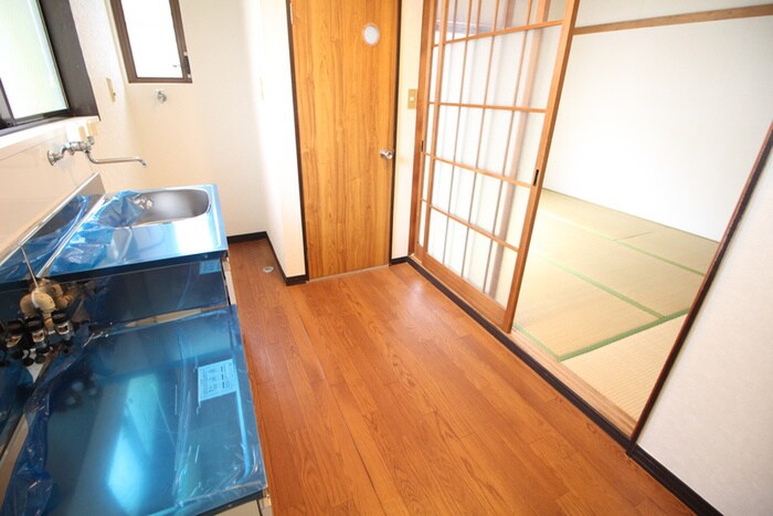 物件内観写真17　(廊下)