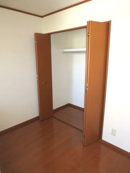 物件内観写真13　(収納)