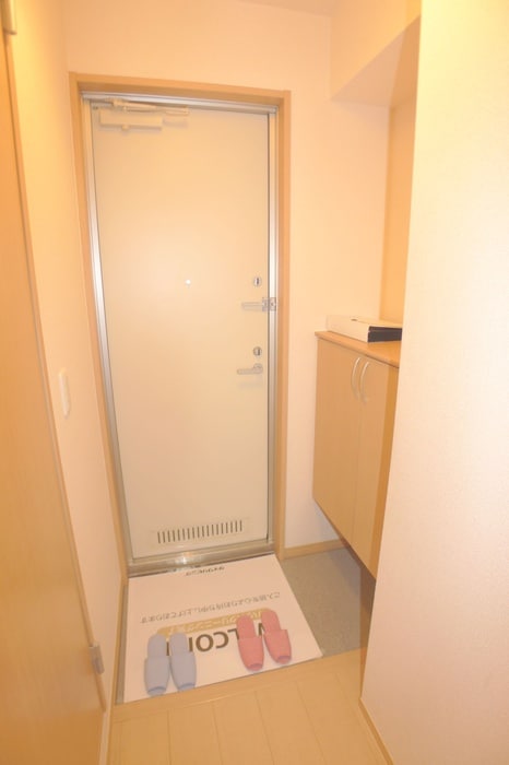 物件内観写真15　(靴箱)