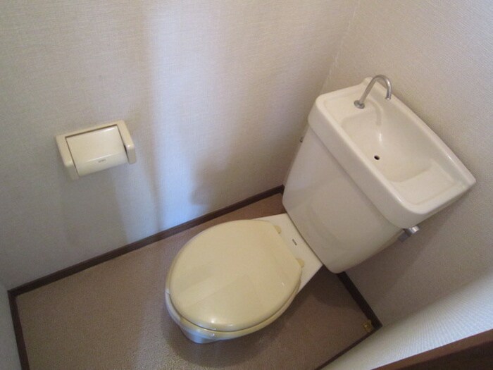 物件内観写真8　(トイレ)