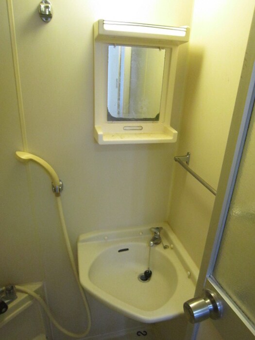 物件内観写真9　(洗面)