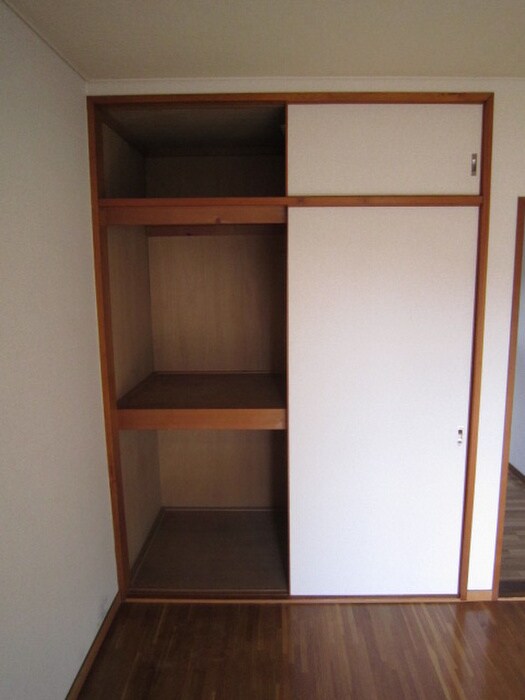 物件内観写真11　(収納)