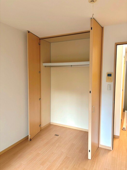 物件内観写真13　(収納)