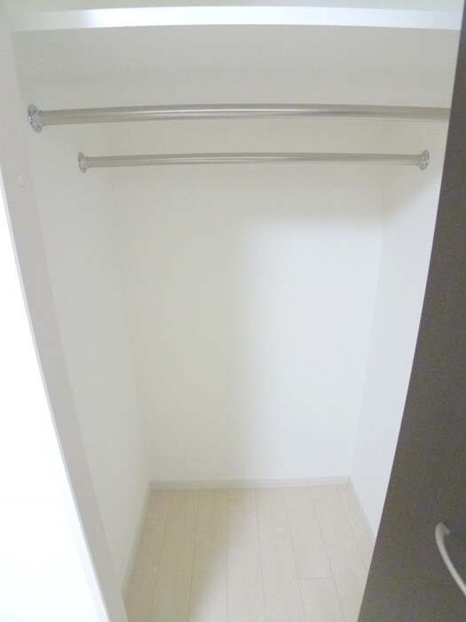 物件内観写真15　(収納)
