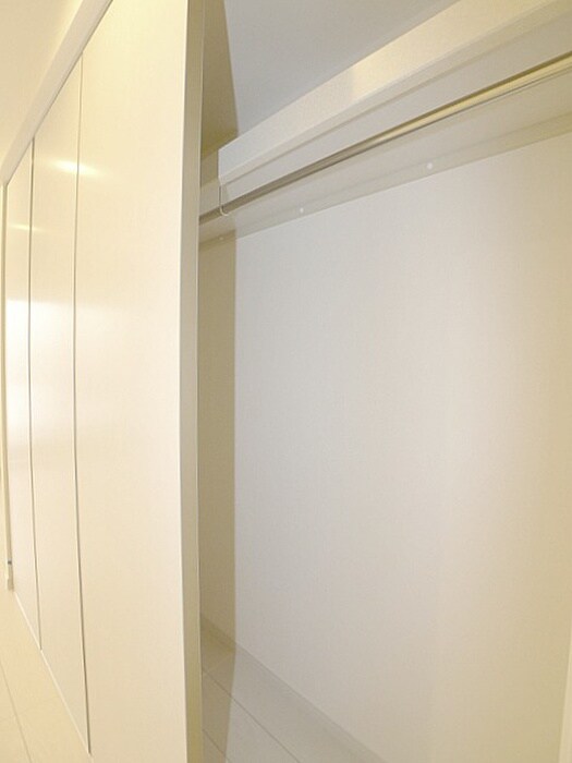 物件内観写真18　(収納)