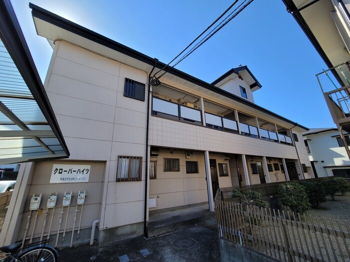 物件外観写真6　(エントランス部分)