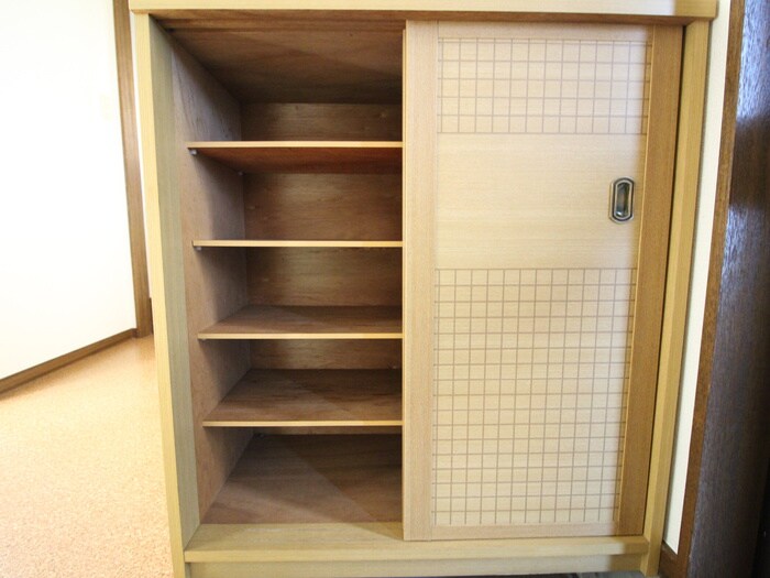 物件内観写真18　(靴箱)