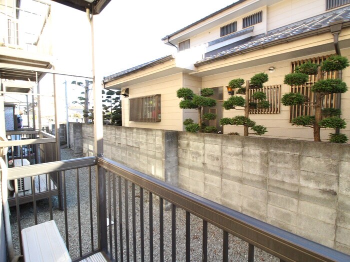 物件内観写真22　(室内からの展望)