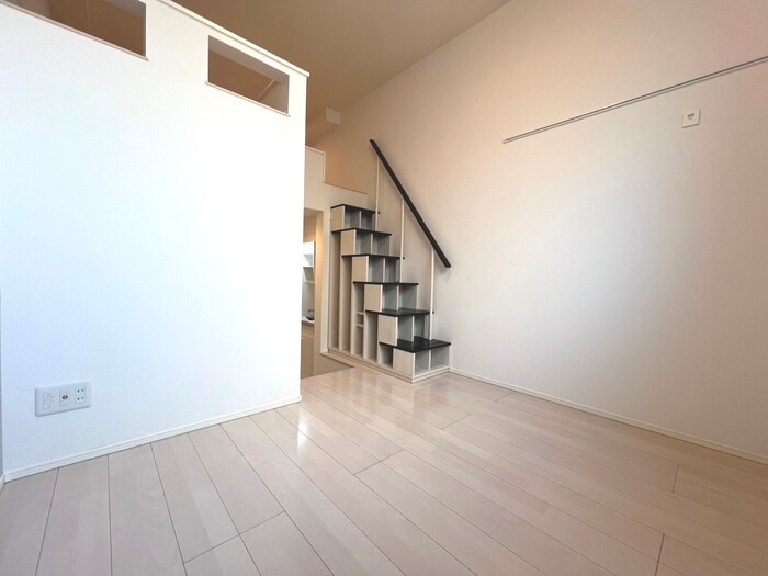 物件内観写真9　(居室)