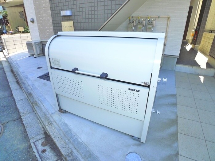 物件外観写真4　(建物設備)