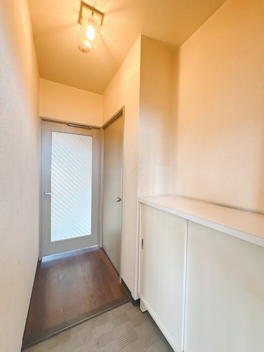 物件内観写真15　(廊下)