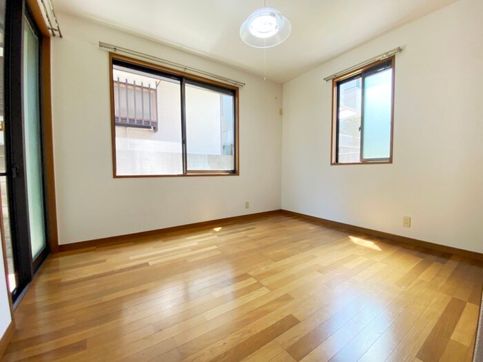 物件内観写真9　(居室)