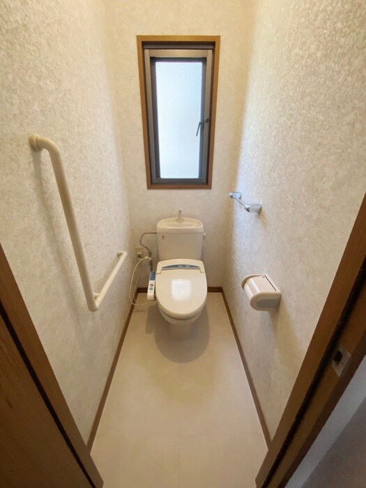 物件内観写真15　(トイレ)