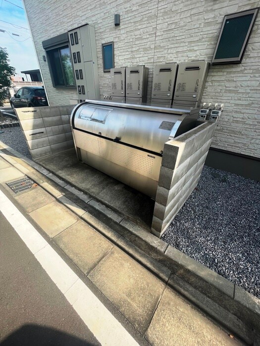 物件外観写真6　(建物設備)