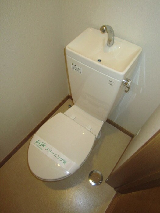 物件内観写真15　(トイレ)