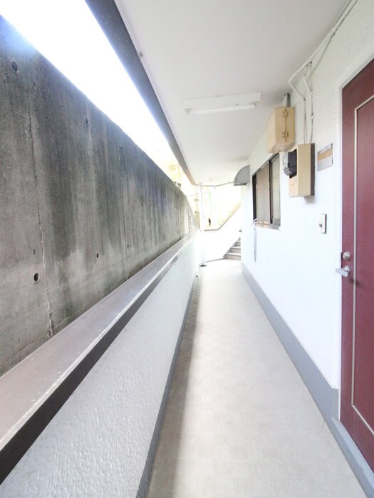 物件内観写真21　(廊下)