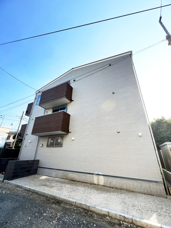 建築中