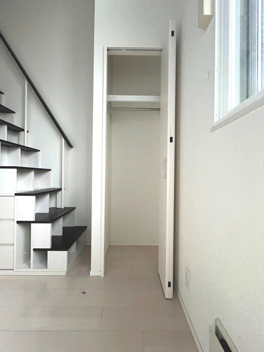 物件内観写真13　(収納)