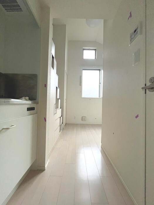 物件内観写真19　(廊下)