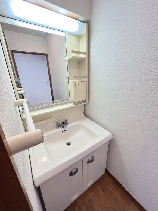 物件内観写真10　(洗面)