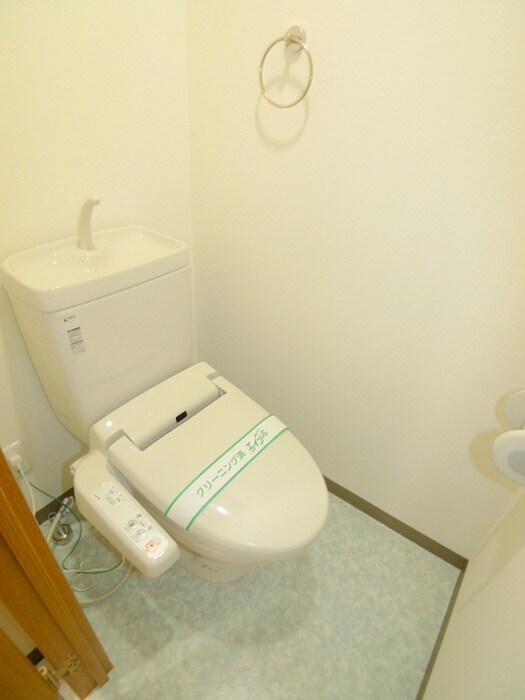 物件内観写真12　(トイレ)