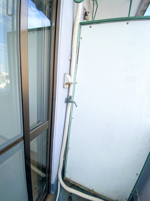 物件内観写真14　(洗濯機置場)