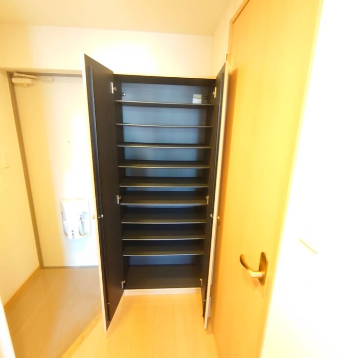 物件内観写真20　(収納)