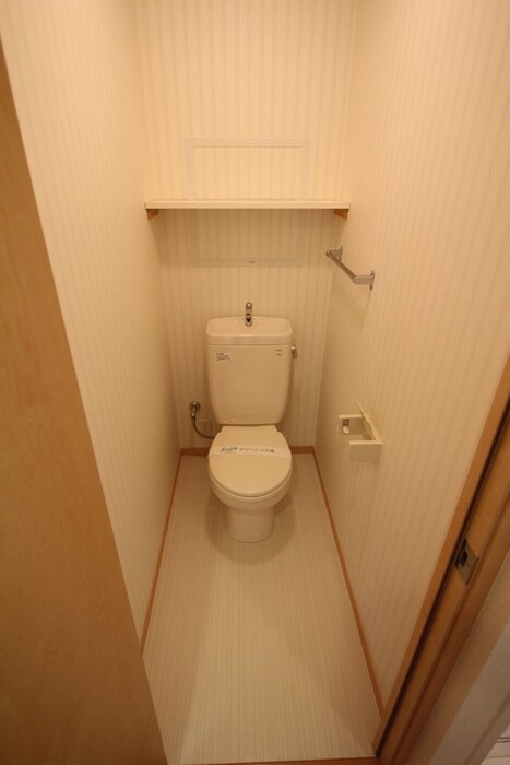 物件内観写真11　(トイレ)