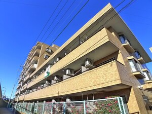 ﾗｲｵﾝｽﾞﾏﾝｼｮﾝ小岩第5（127）外観写真