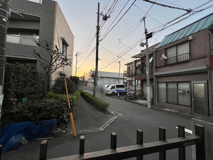 物件内観写真21　(室内からの展望)