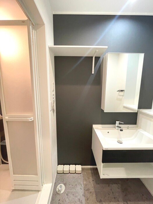 物件内観写真15　(洗濯機置場)