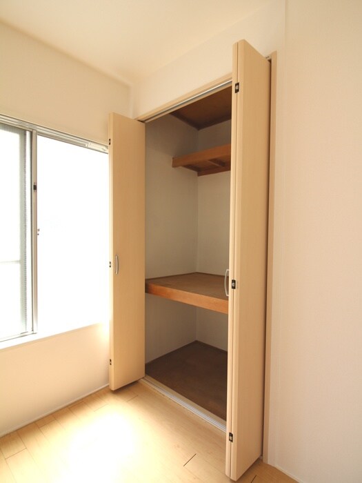 物件内観写真9　(収納)