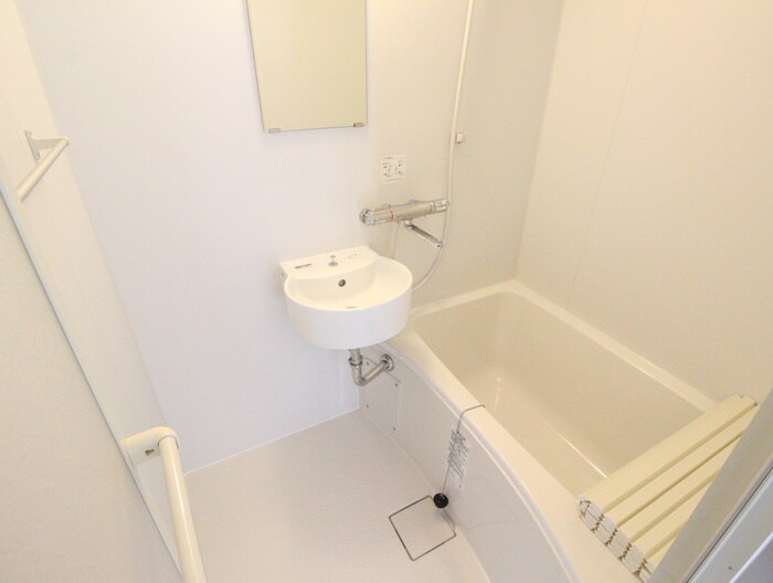 物件内観写真9　(バス／シャワールーム等)