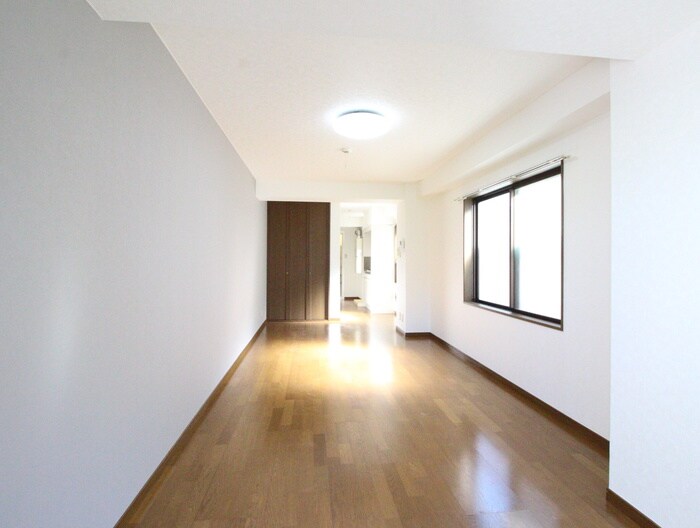 物件内観写真12　(居室)