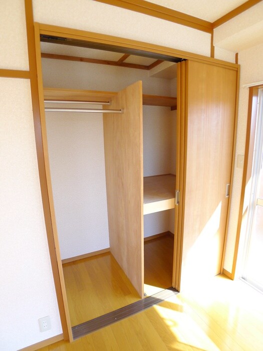 物件内観写真9　(収納)