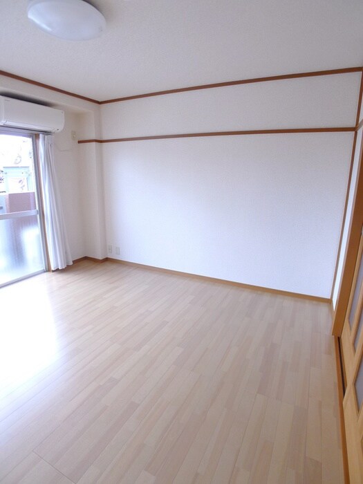 ヤマトビルの室内からの展望