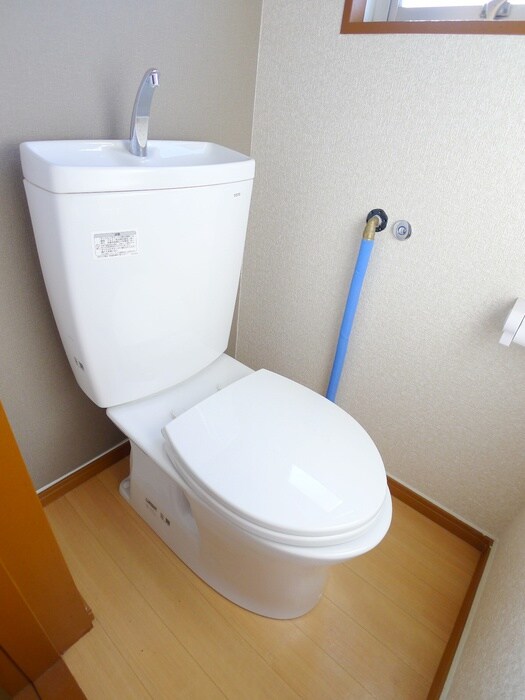 物件内観写真11　(トイレ)