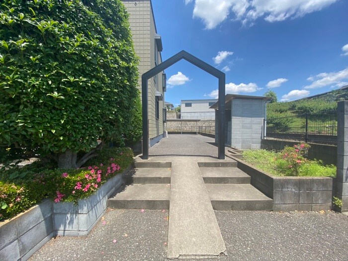 物件外観写真4　(外観写真)