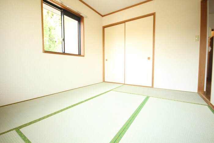 物件内観写真18　(居室)