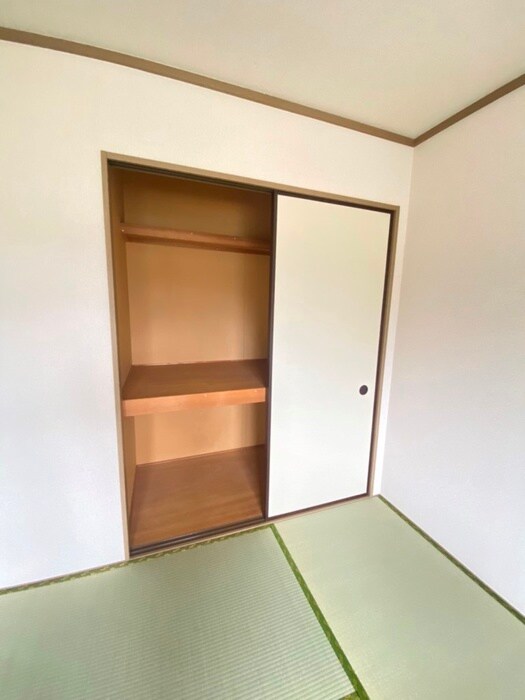 スクウェアーコートの収納